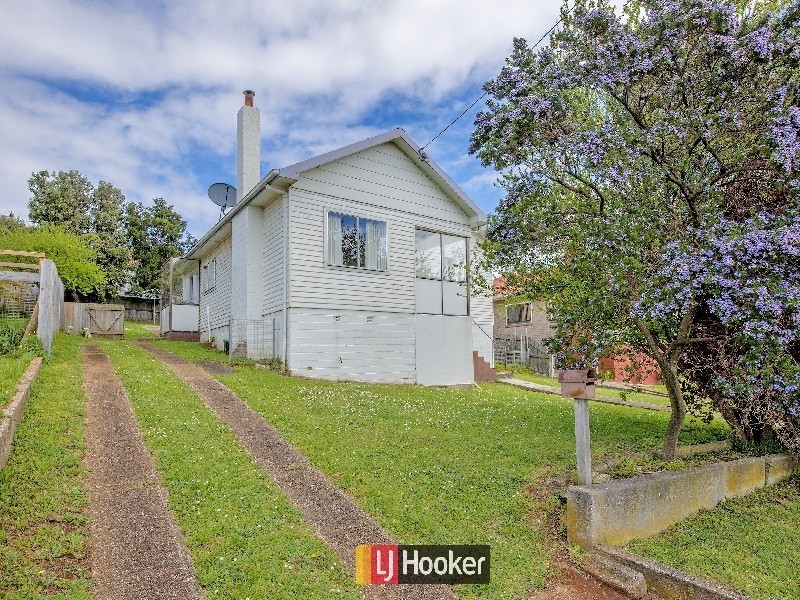 9 Verelle Street, Hillcrest TAS 7320
