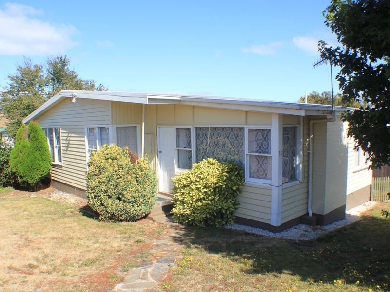 82 Stirling Street, Burnie TAS 7320