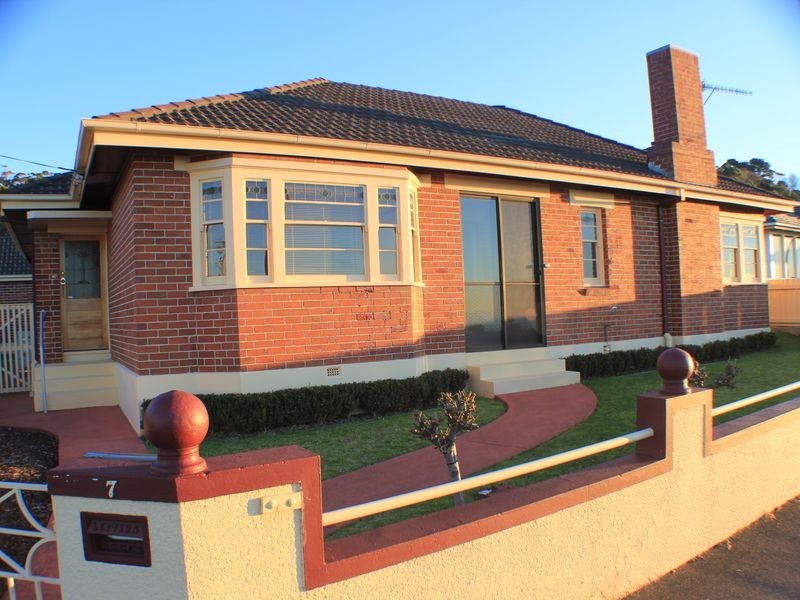7 Bass Highway, Burnie TAS 7320