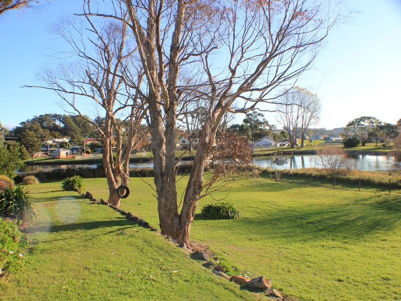18 Scarfe Street, Camdale TAS 7320