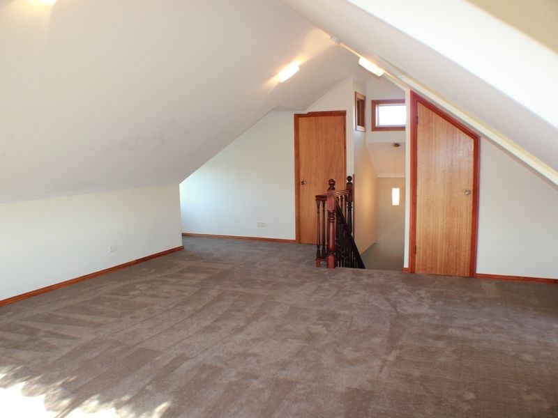 18 Scarfe Street, Camdale TAS 7320