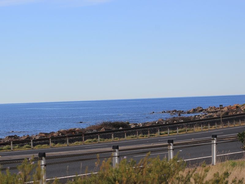 566 Bass Highway, Heybridge TAS 7316