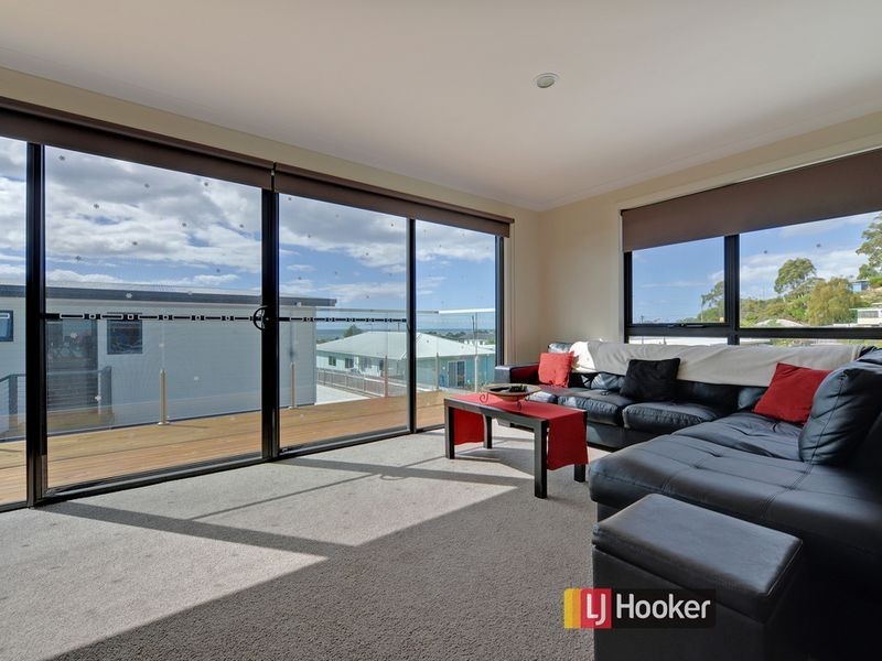 3/24 Pelissier Street, Somerset TAS 7322