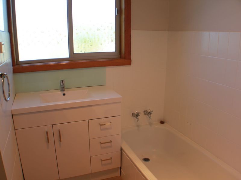 21 Futuna Avenue, Park Grove TAS 7320