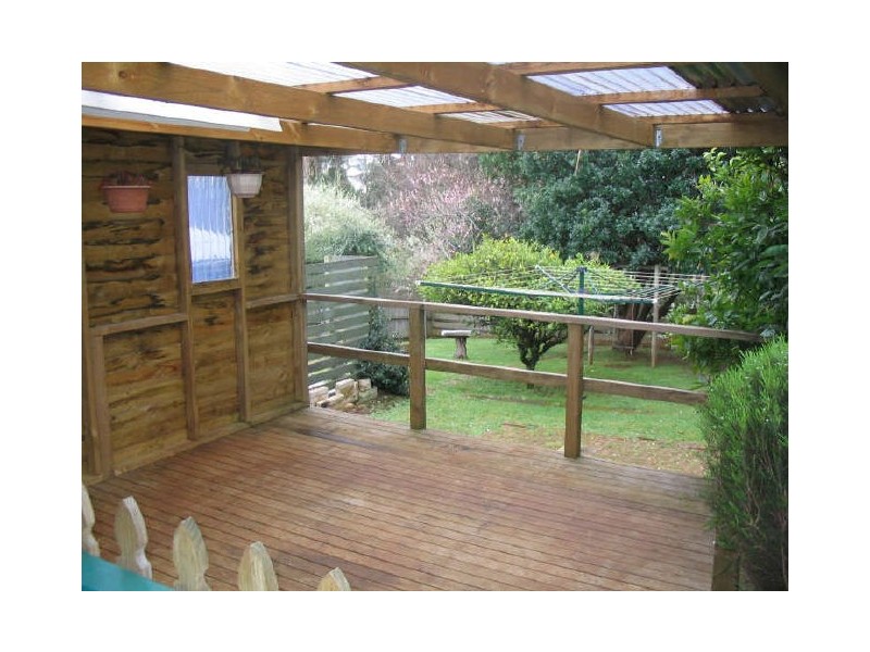 14 Linton Street, Upper Burnie TAS 7320