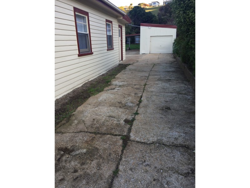4 Young Street, South Burnie TAS 7320