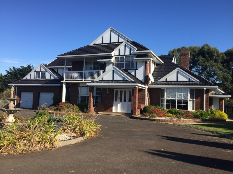 27 Dallas Road, Somerset TAS 7322