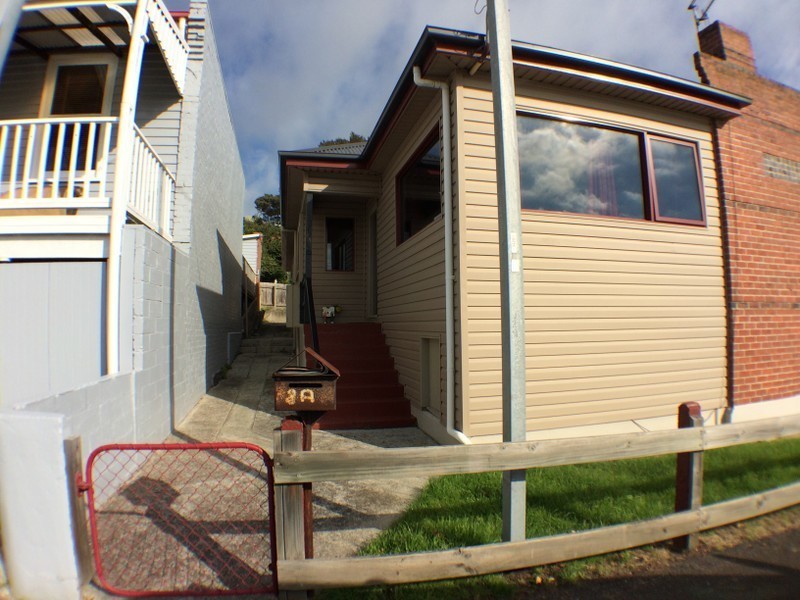 8a Queen Street, Burnie TAS 7320
