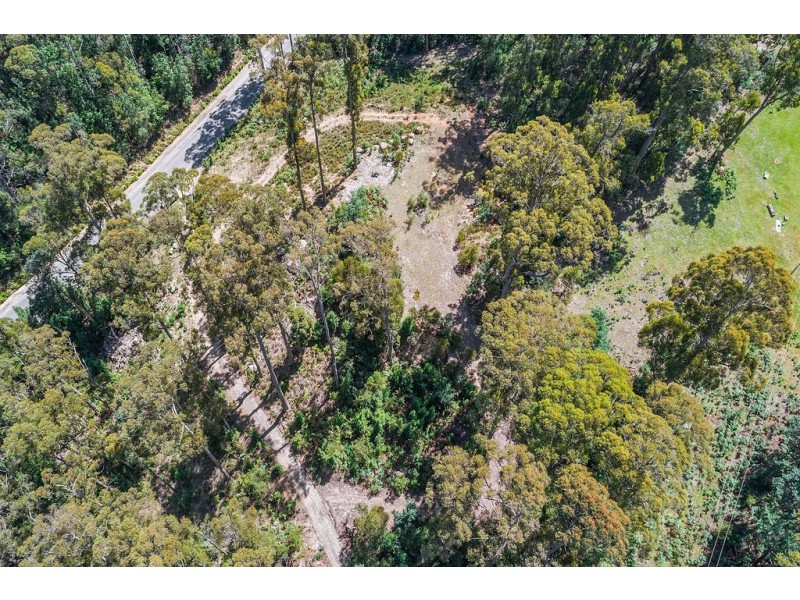 - Upper Natone Road, Upper Natone TAS 7321