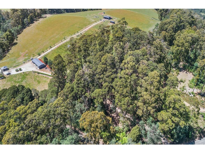 - Upper Natone Road, Upper Natone TAS 7321