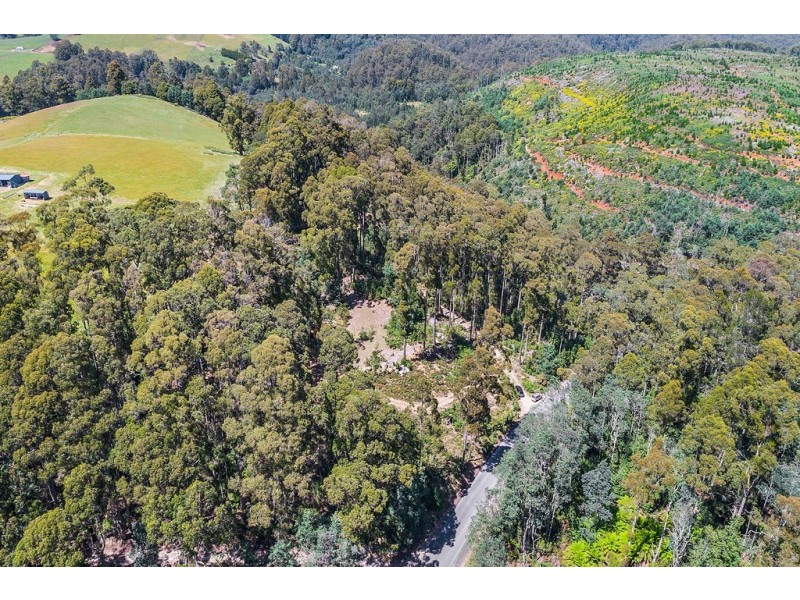 - Upper Natone Road, Upper Natone TAS 7321