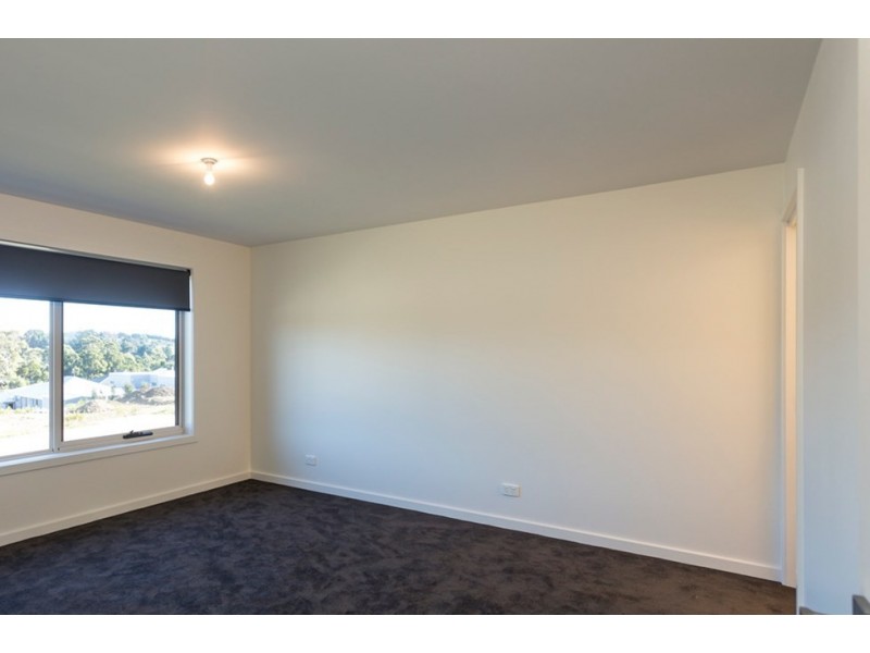 16 Tatiana Close, Devonport TAS 7310