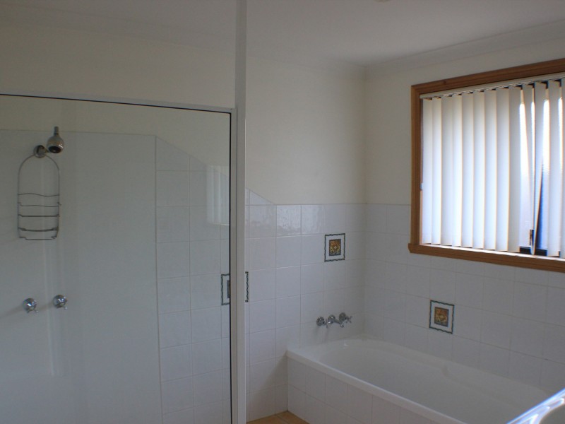 14 Seabreeze Avenue, Sulphur Creek TAS 7316