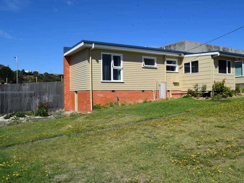 11a Burnell Street, Cooee TAS 7320