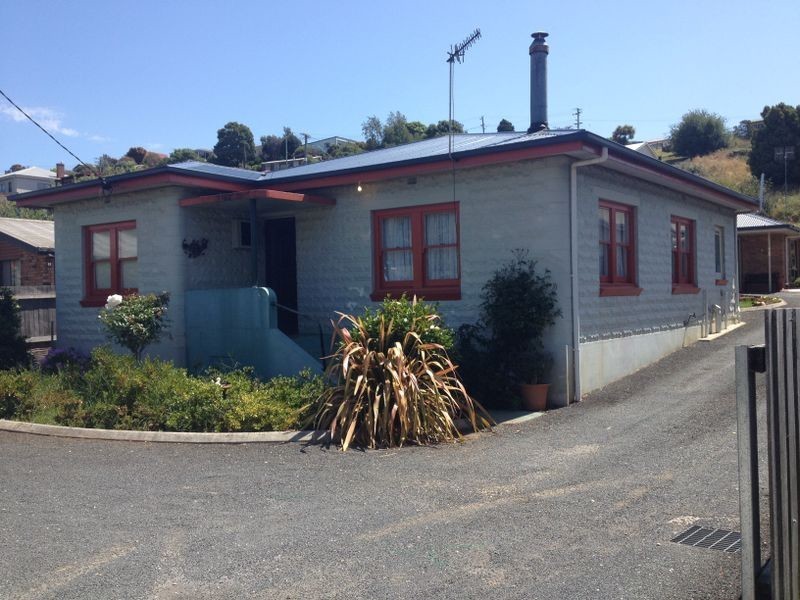 14 Collins Street, Brooklyn TAS 7320