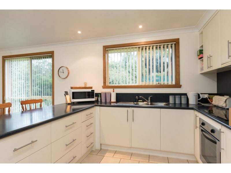 53 Blackwood Parade, Romaine TAS 7320