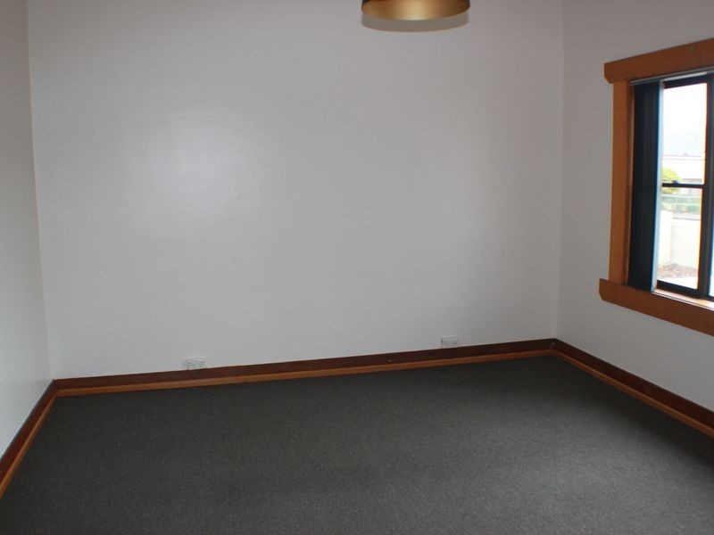 8 Morris Street, Cooee TAS 7320