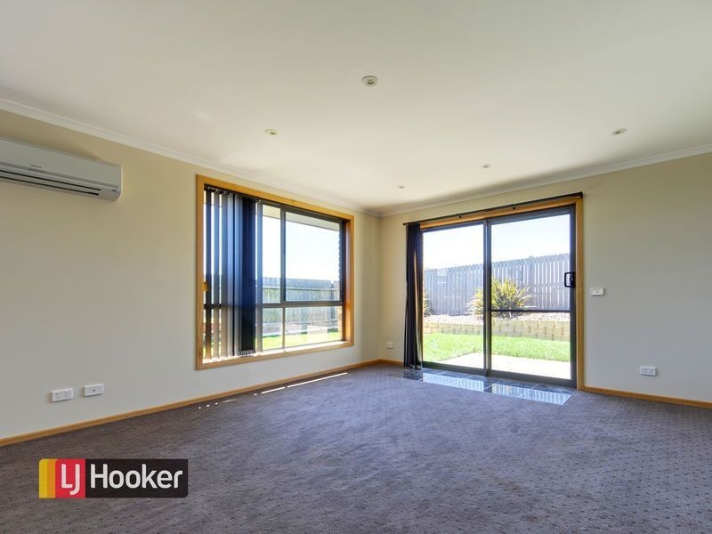2/31 Stirling Street, Hillcrest TAS 7320