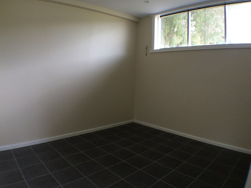 47 Blackwood Parade, Romaine TAS 7320