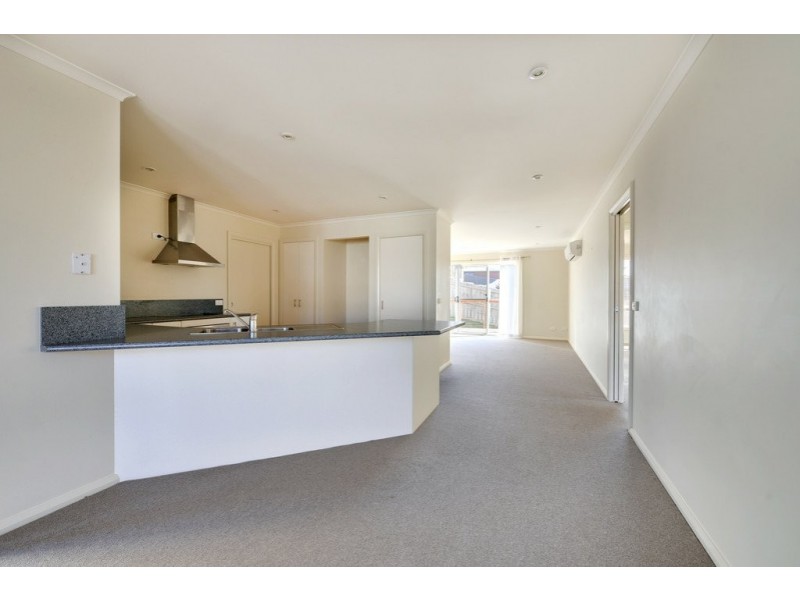 Unit 4/10-12 Sebastian Court, Romaine TAS 7320