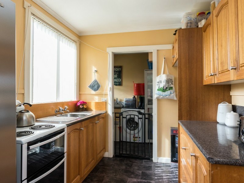 64 Raglan Street, Somerset TAS 7322