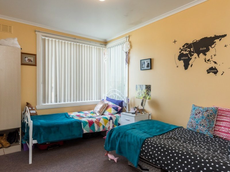 64 Raglan Street, Somerset TAS 7322