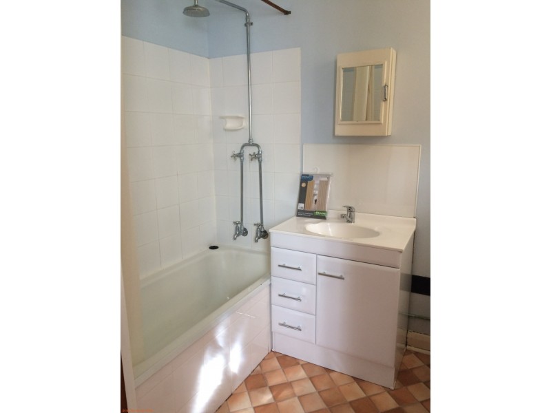 Unit 2/46 Moody Street, Burnie TAS 7320