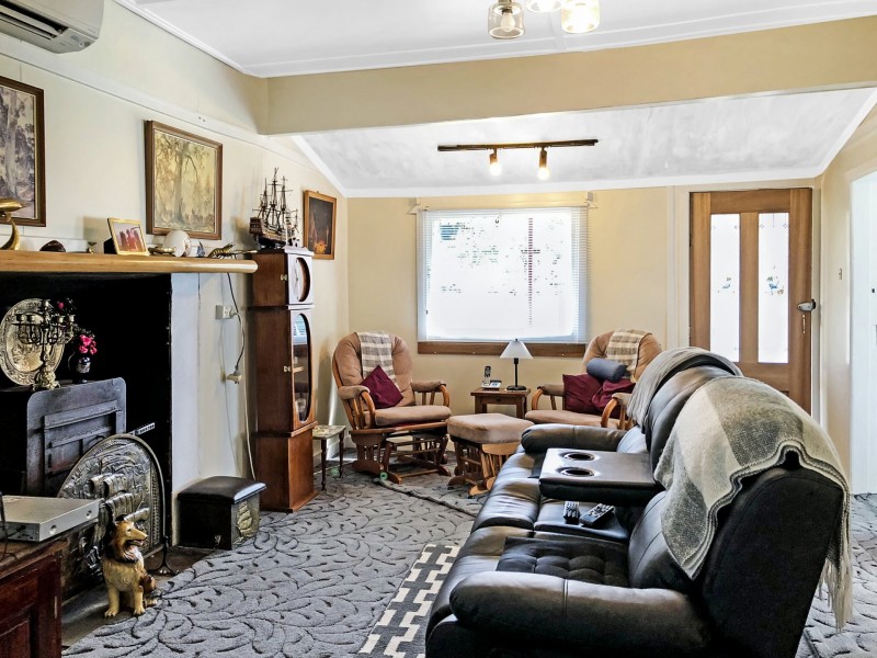 9 Madden Street, Tullah TAS 7321