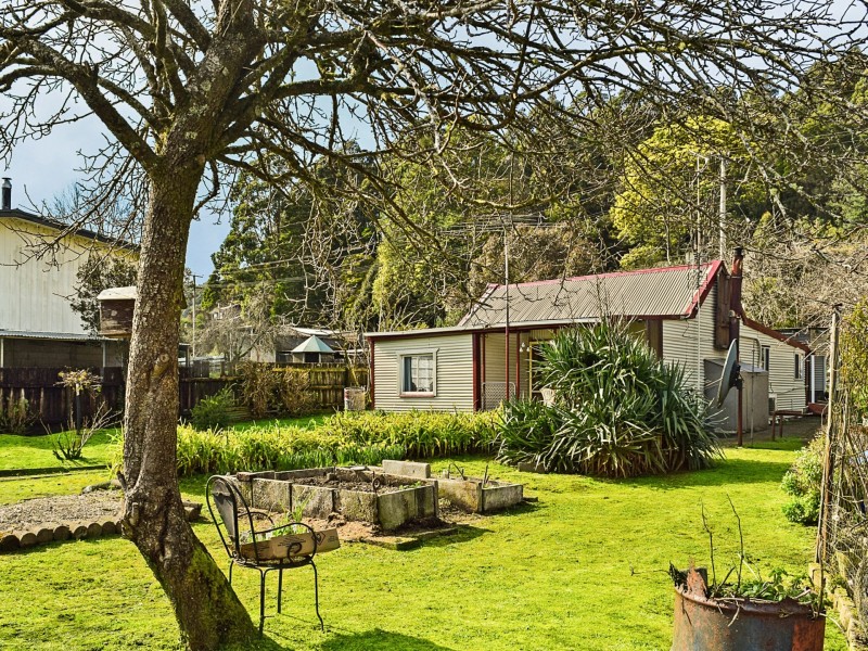 9 Madden Street, Tullah TAS 7321