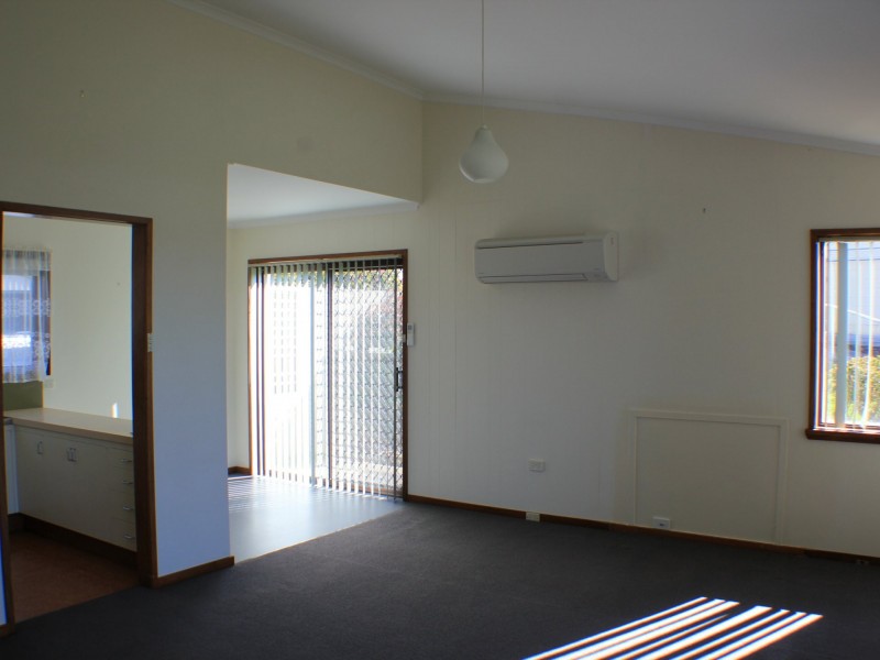 8 Lions Crescent, Shorewell Park TAS 7320
