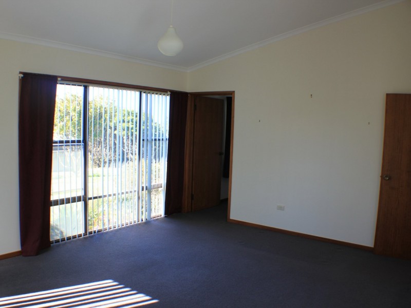 8 Lions Crescent, Shorewell Park TAS 7320