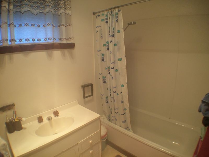 Unit 4/3 Thirkell Street, Cooee TAS 7320