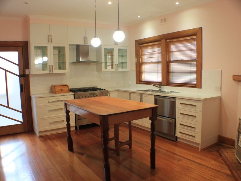 7 Bass Highway, Parklands TAS 7320