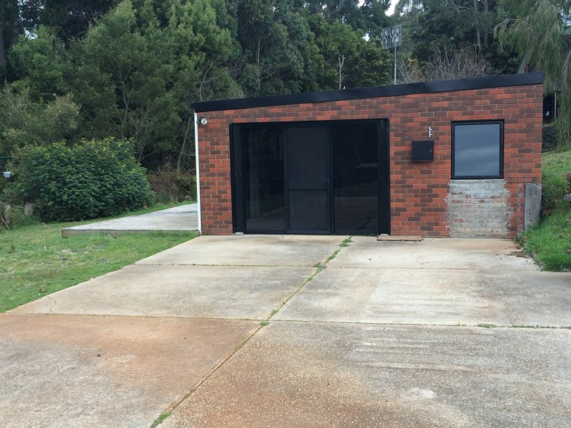 47 Blackwood Parade, Romaine TAS 7320