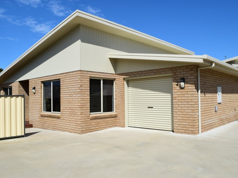 Unit 2/1 Emmett Street, Park Grove TAS 7320