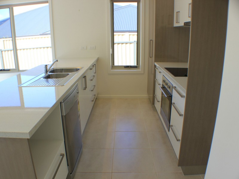 Unit 2/1 Emmett Street, Park Grove TAS 7320
