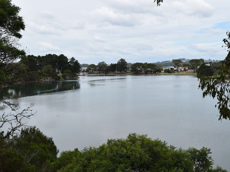 2/29 Freestone Crescent, Fossil Blu, Wynyard TAS 7325