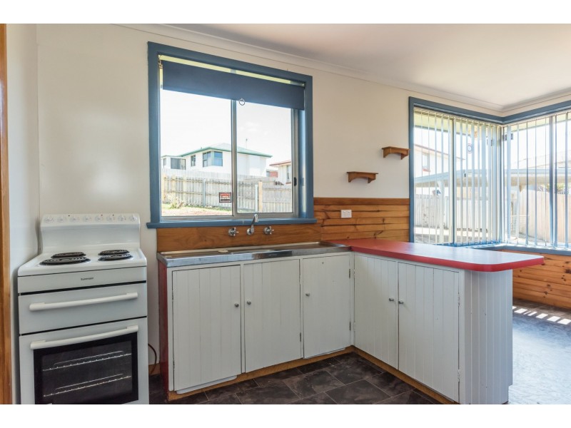 37 Colegrave Road, Upper Burnie TAS 7320