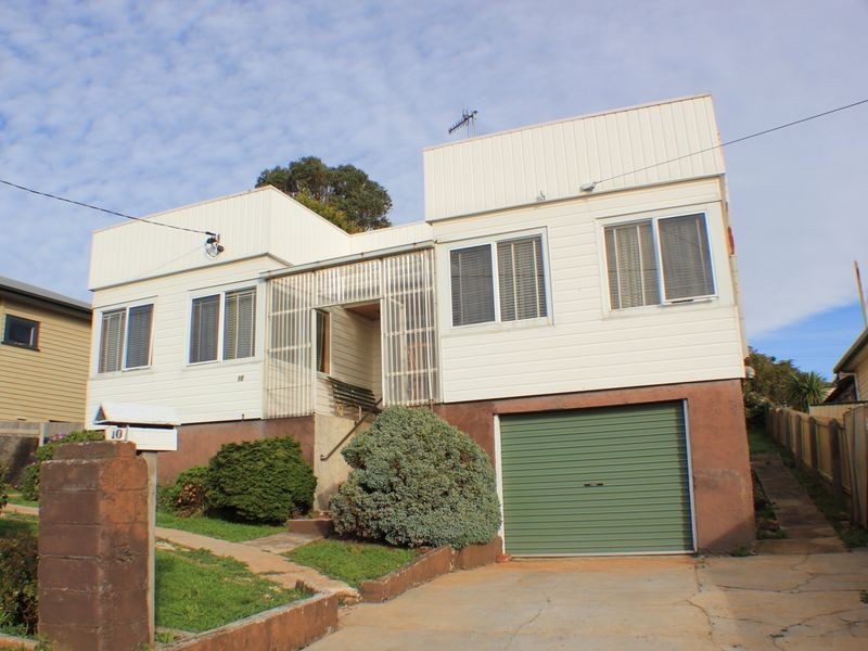 10 Hayes Street, Hillcrest TAS 7320