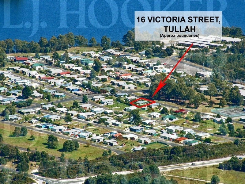 16 Victoria Street, Tullah TAS 7321