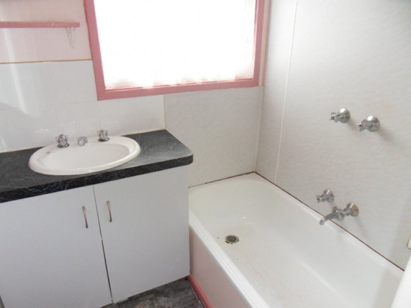 Unit 1/7 Mark Street, Hillcrest TAS 7320