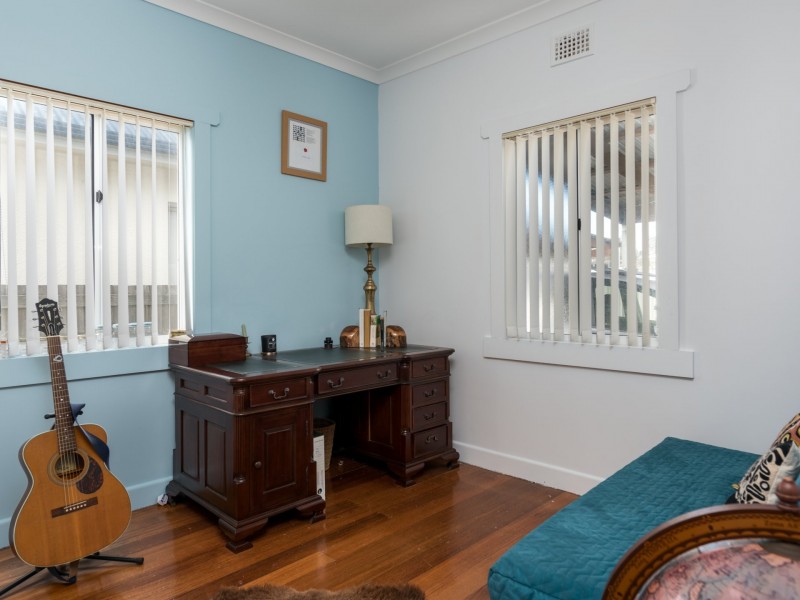 Unit 1/12 Esplanade, Somerset TAS 7322