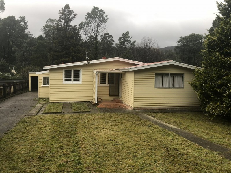12 Penghana Road, Queenstown TAS 7467