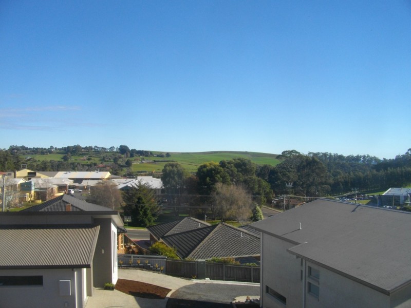 Unit 3/2 Stevens Place, Park Grove TAS 7320