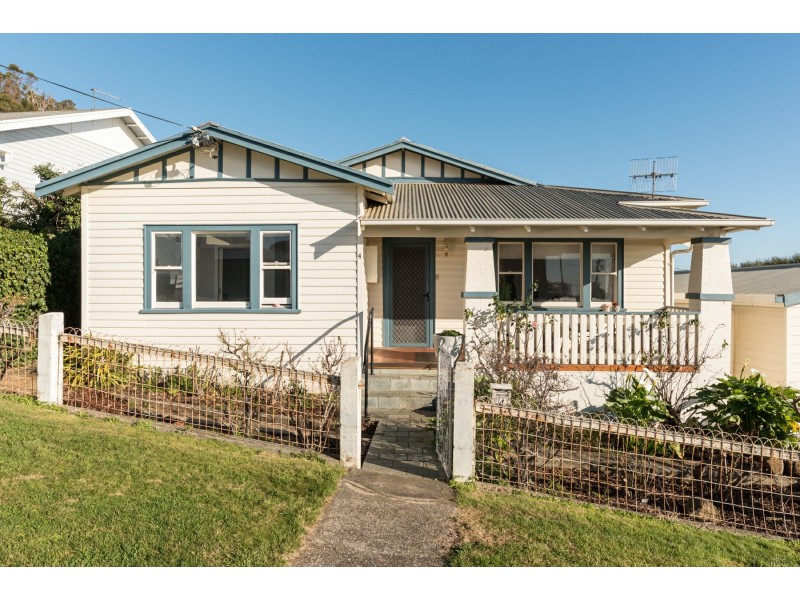 4 Wood Street, Parklands TAS 7320