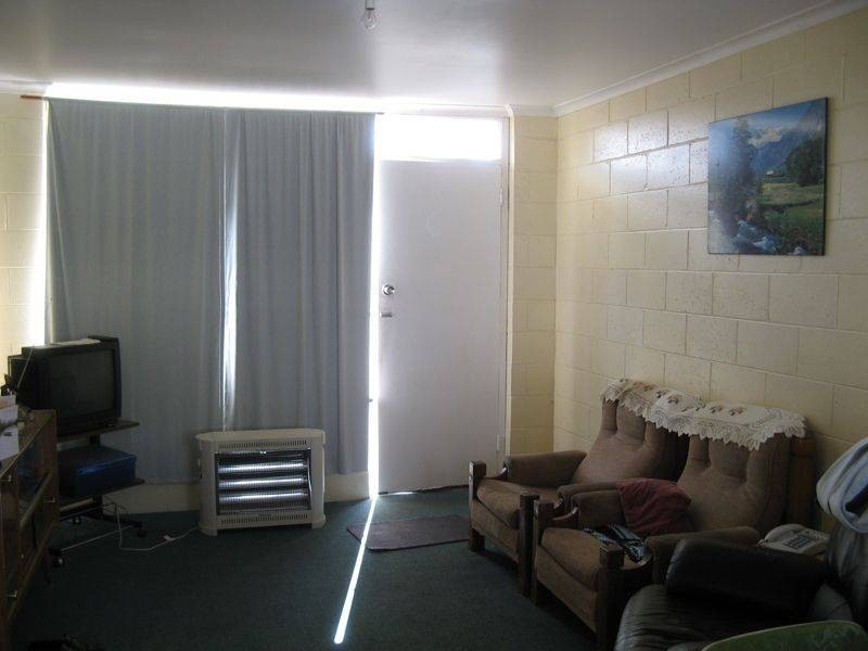 2/22 Deacon Street, Burnie TAS 7320