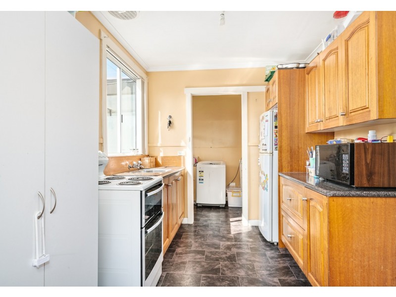 64 Raglan Street, Somerset TAS 7322