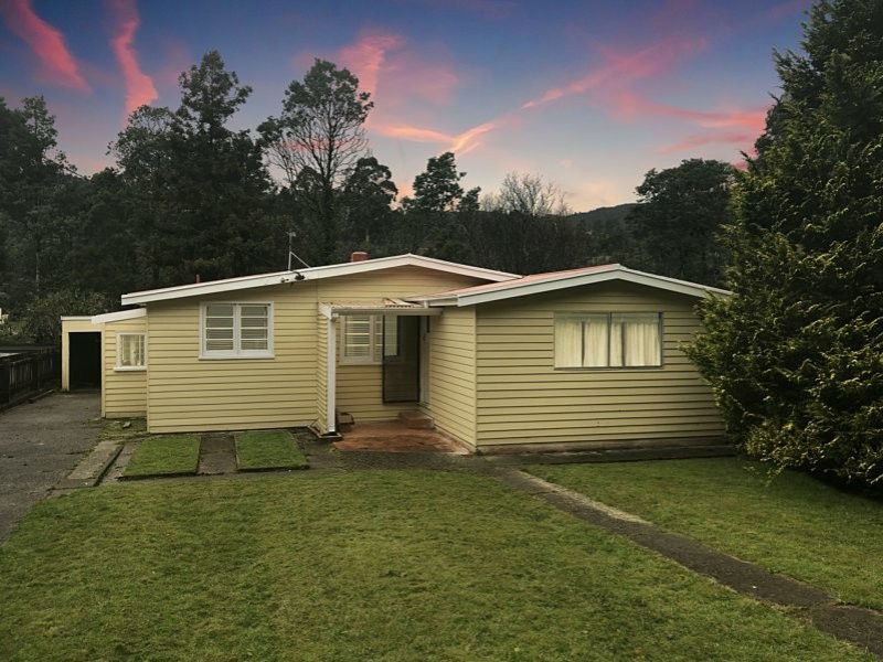 12 Penghana Road, Queenstown TAS 7467