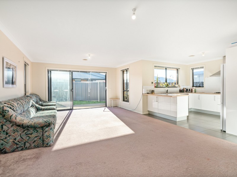 Unit 1/17 Wingrove Gardens, Shorewell Park TAS 7320
