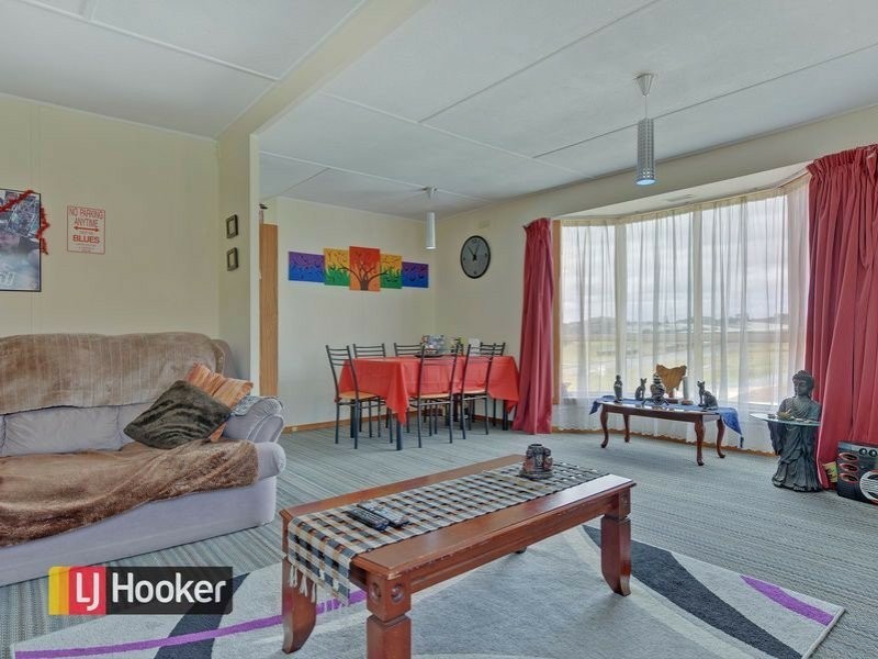 Unit 1/74 Three Mile Line Road, Shorewell Park TAS 7320
